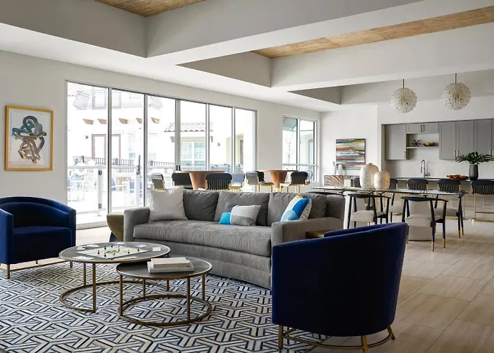 Landing - The Dylan Apartment